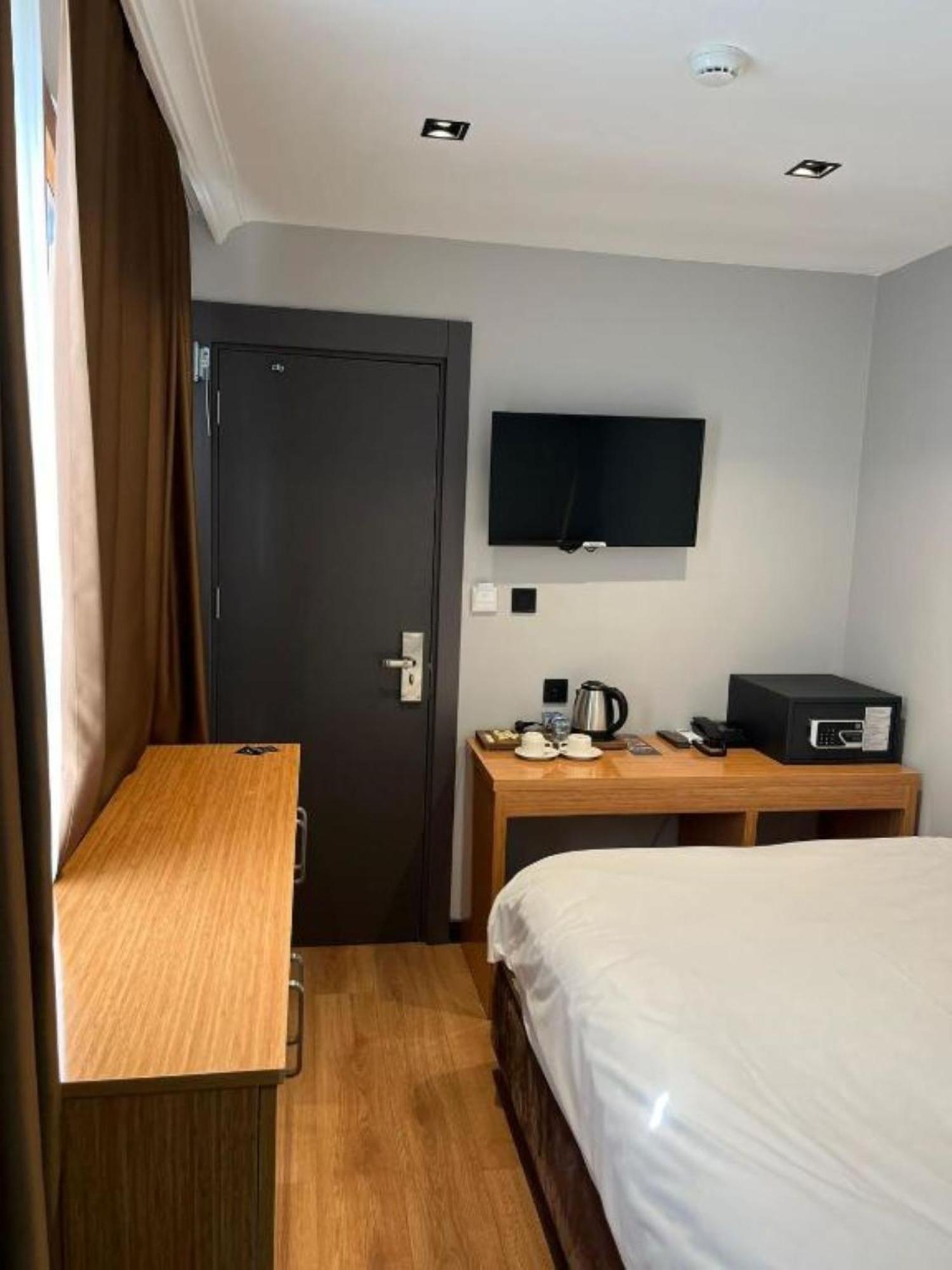 Elite Marmara Pansiyon Camlica Istanboel Buitenkant foto